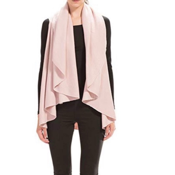 Sweaters - Beautiful Blush Pink Wrap